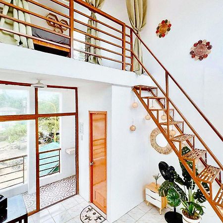 The Lavana Villa Del Matabungkay By Reddoorz ลีอัน ภายนอก รูปภาพ