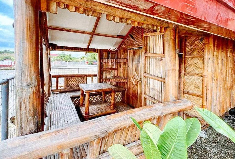 The Lavana Villa Del Matabungkay By Reddoorz ลีอัน ภายนอก รูปภาพ